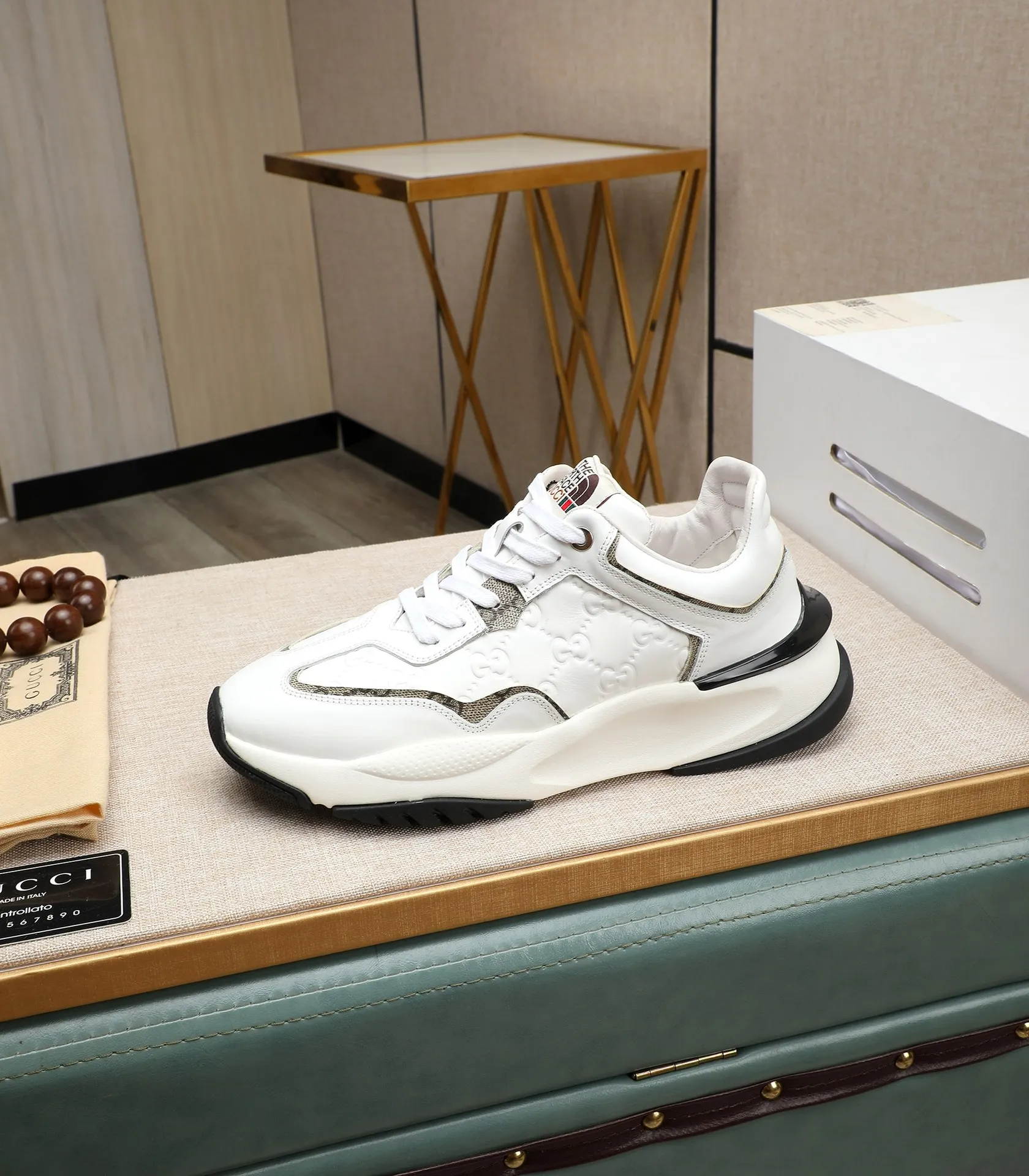 Men's men's shoes💰520 GUCCI🔍🔍2024 latest model On sale at the same time at the counter, original calfskin imported from Italy, genuine leather lining, (high-end, luxury, and class) exquisite workmanship, soles: original soles specially provided by the original factory, ⚠Exclusive double-layer movable molded soles are super comfortable⚠, real photos🎬The real ones are better🔍🔍"High quality·Follow the order" code number 38-44